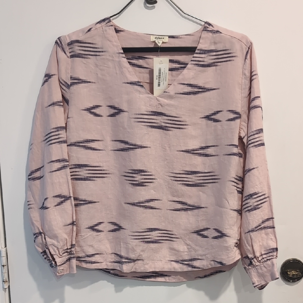 New Dylan Light Pink/Blue Southwest Pattern V-neck 100% Linen Blouse Size XS